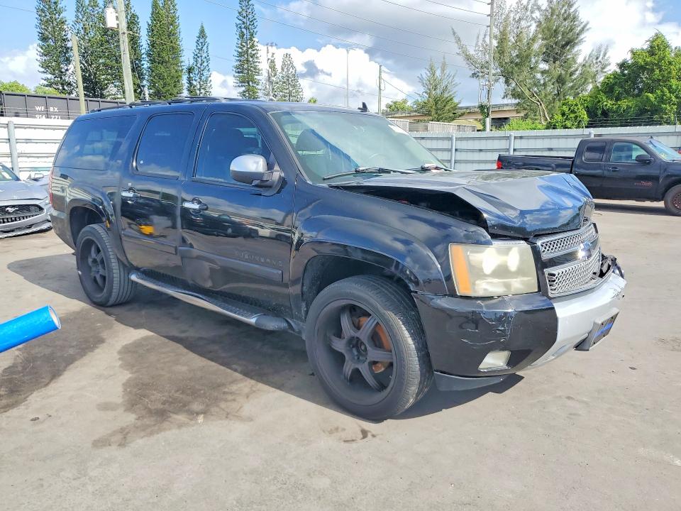 Photo 4 from auction – 2007 CHEVROLET SUBURBAN with VIN 3GNFK16317G252378