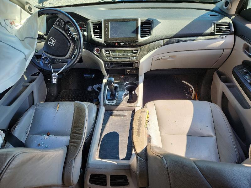 Photo 8 from auction – 2017 HONDA PILOT with VIN 5FNYF6H72HB055729