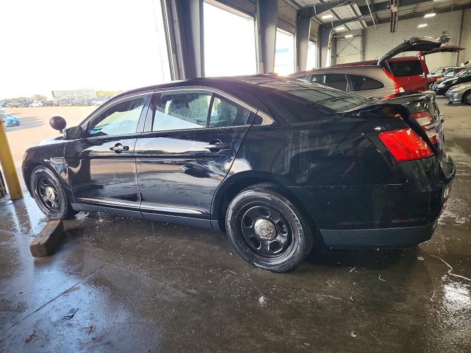 Photo 2 from auction – 2013 FORD TAURUS with VIN 1FAHP2M86DG123377
