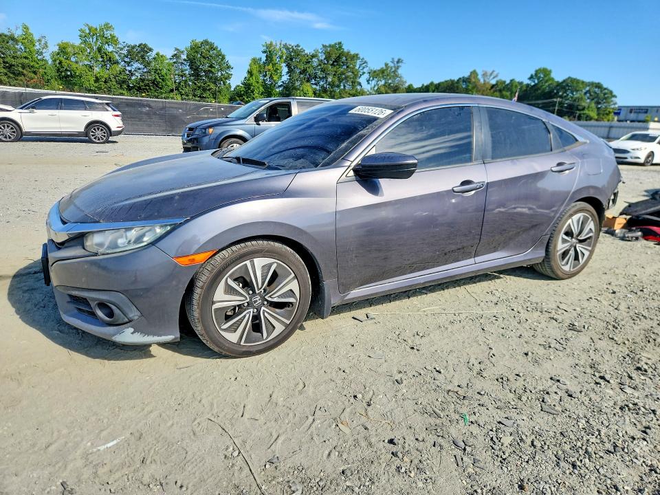 HONDA CIVIC 2016 with VIN 19XFC1F32GE006361 - Photo from auction