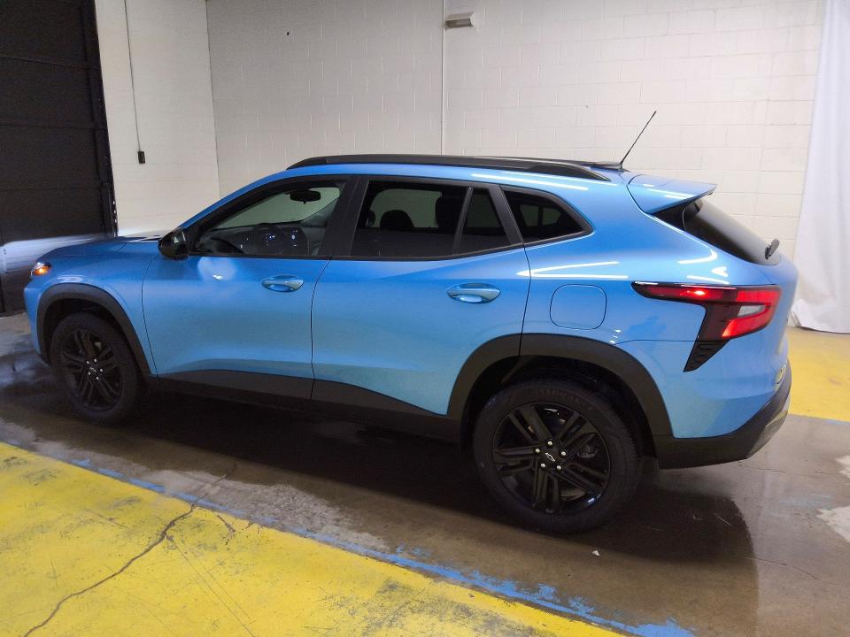 Photo 2 from auction – 2025 CHEVROLET TRAX with VIN KL77LKEPXSC154530