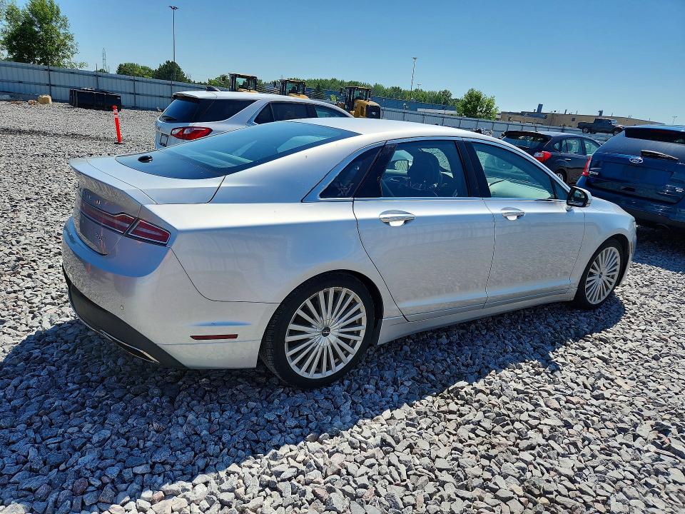 Photo 3 from auction – 2017 LINCOLN MKZ with VIN 3LN6L5E90HR606301