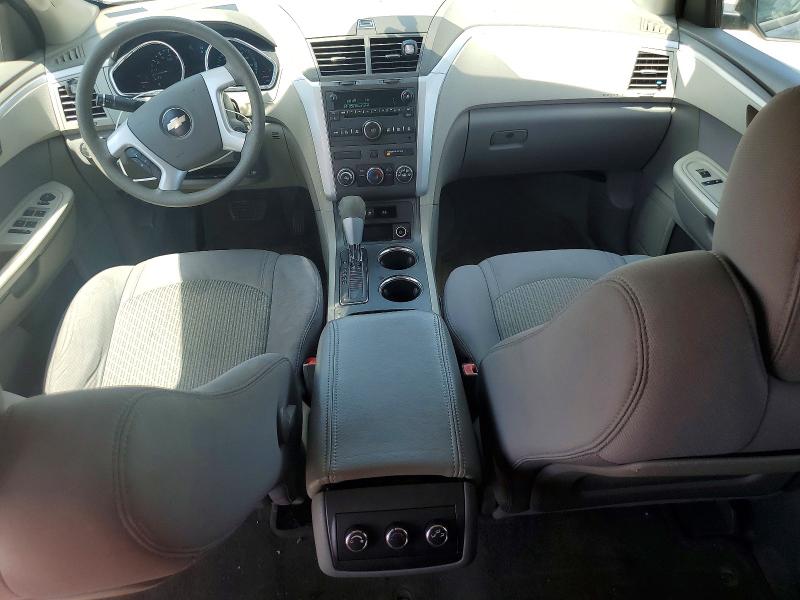 Photo 8 from auction – 2010 CHEVROLET TRAVERSE with VIN 1GNLREED5AS153398