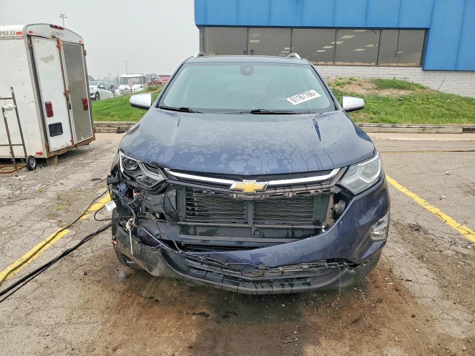 Photo 5 from auction – 2018 CHEVROLET EQUINOX with VIN 3GNAXVEV4JS575558