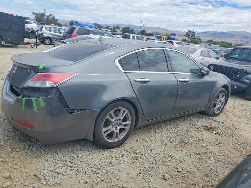 Photo 3 from auction – 2010 ACURA TL with VIN 19UUA8F59AA008577