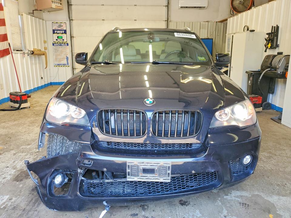 Photo 5 from auction – 2011 BMW X5 with VIN 5UXZV8C56BL419825