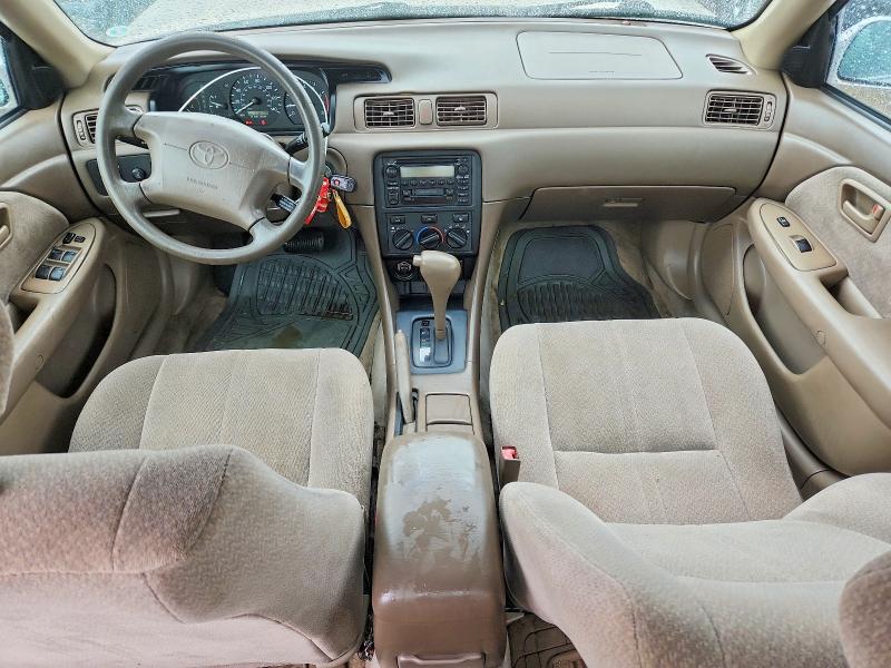 Photo 8 from auction – 2000 TOYOTA CAMRY with VIN JT2BG28K1Y0410896