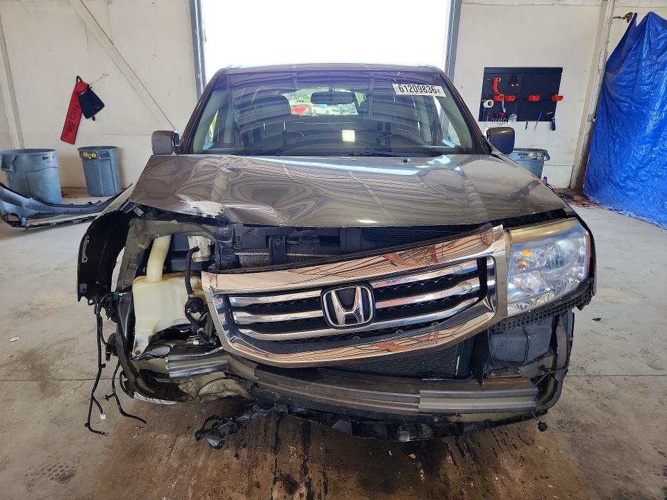Photo 5 from auction – 2012 HONDA PILOT with VIN 5FNYF4H76CB005607