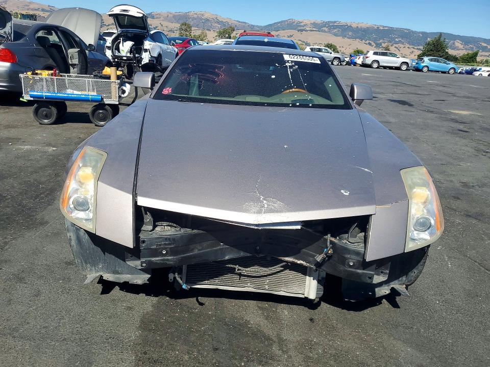 Photo 5 from auction – 2005 CADILLAC XLR with VIN 1G6YV34A855602697