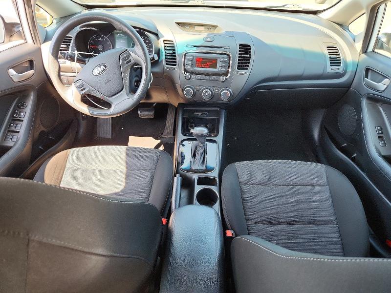 Photo 8 from auction – 2017 KIA FORTE with VIN KNAFK5A85H5693598