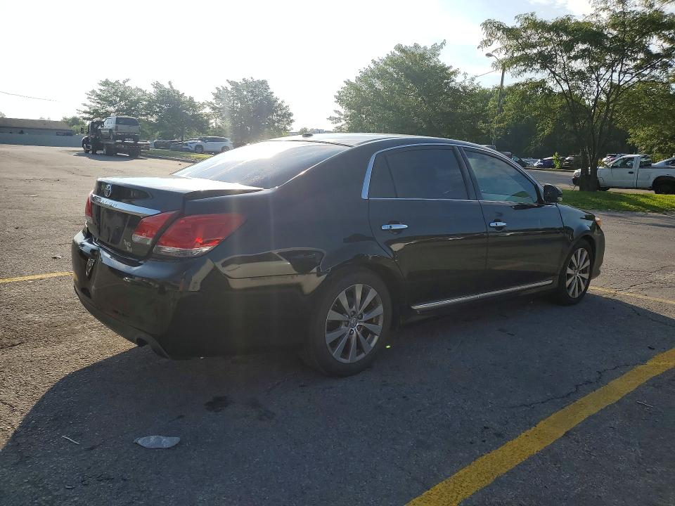 Photo 3 from auction – 2011 TOYOTA AVALON with VIN 4T1BK3DB6BU402841