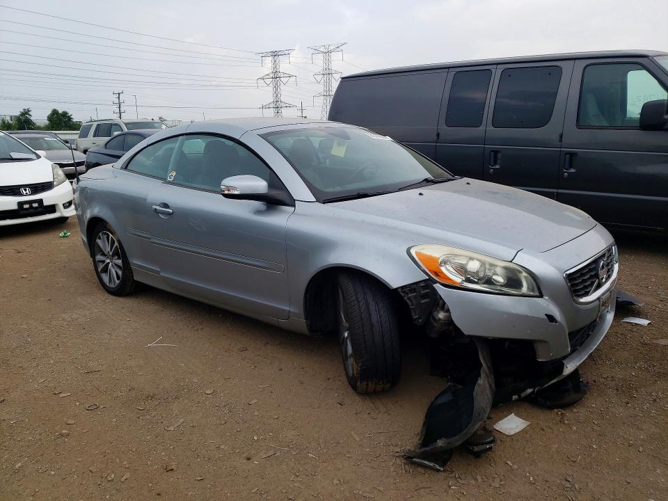 Photo 4 from auction – 2011 VOLVO C70 with VIN YV1672MC8BJ107875