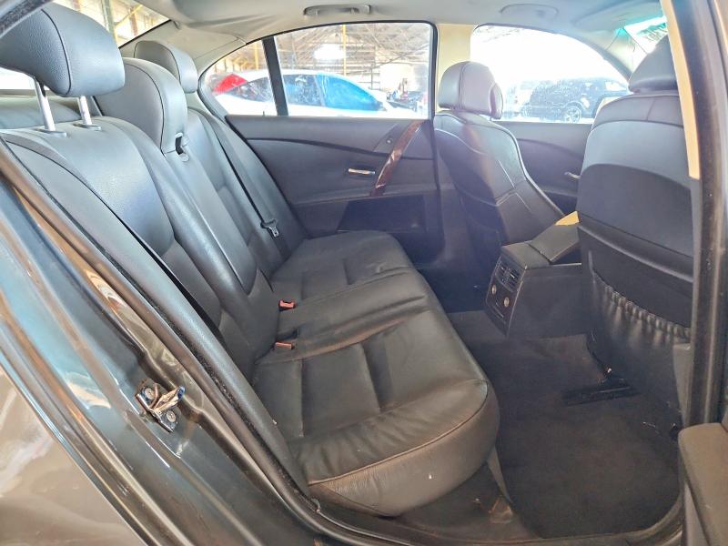 Photo 10 from auction – 2007 BMW 525 with VIN WBANE53537CY04441