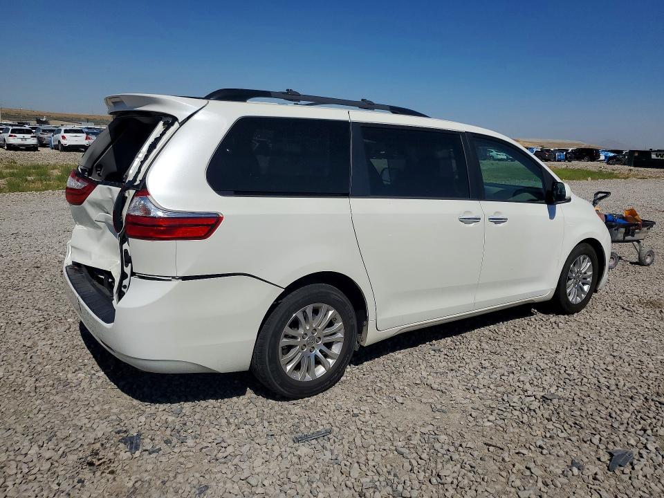 Photo 3 from auction – 2017 TOYOTA SIENNA with VIN 5TDYZ3DC2HS889388