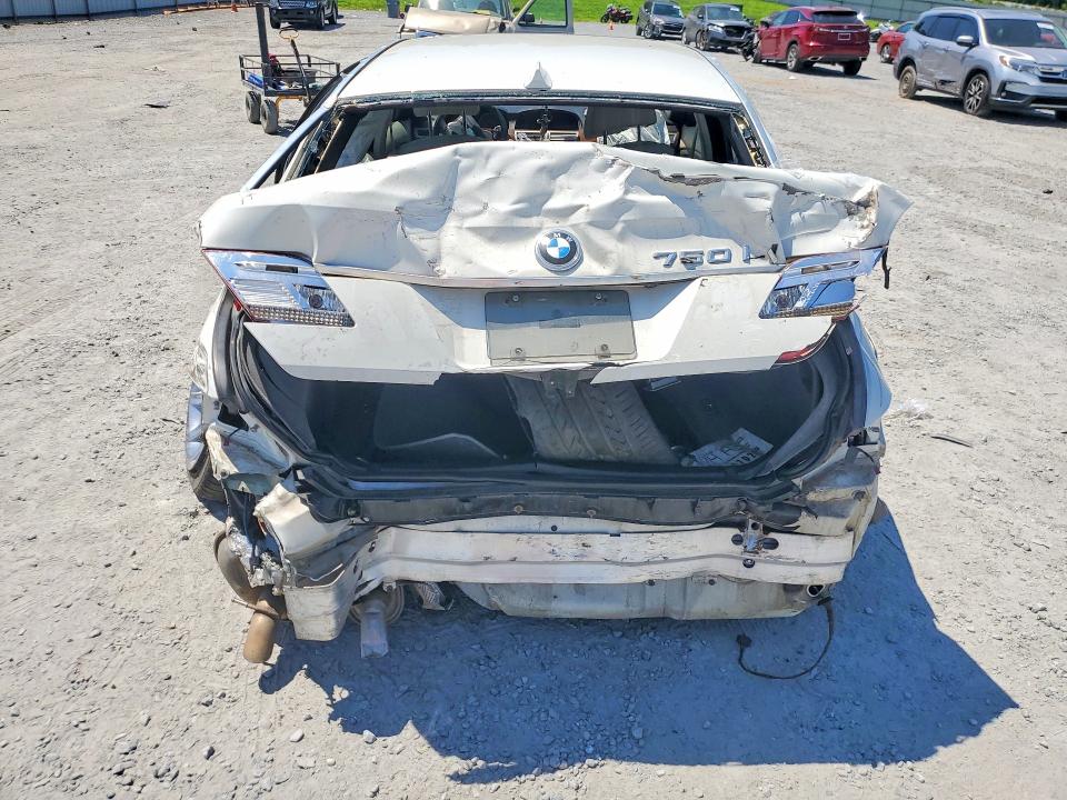 Photo 6 from auction – 2006 BMW 750 with VIN WBAHN83506DT28656