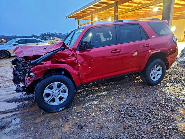 TOYOTA 4RUNNER 2023 with VIN JTEMU5JR3P6127022 - Photo from auction