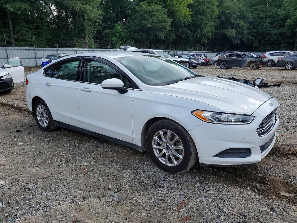 Photo 4 from auction – 2016 FORD FUSION with VIN 3FA6P0G76GR121124