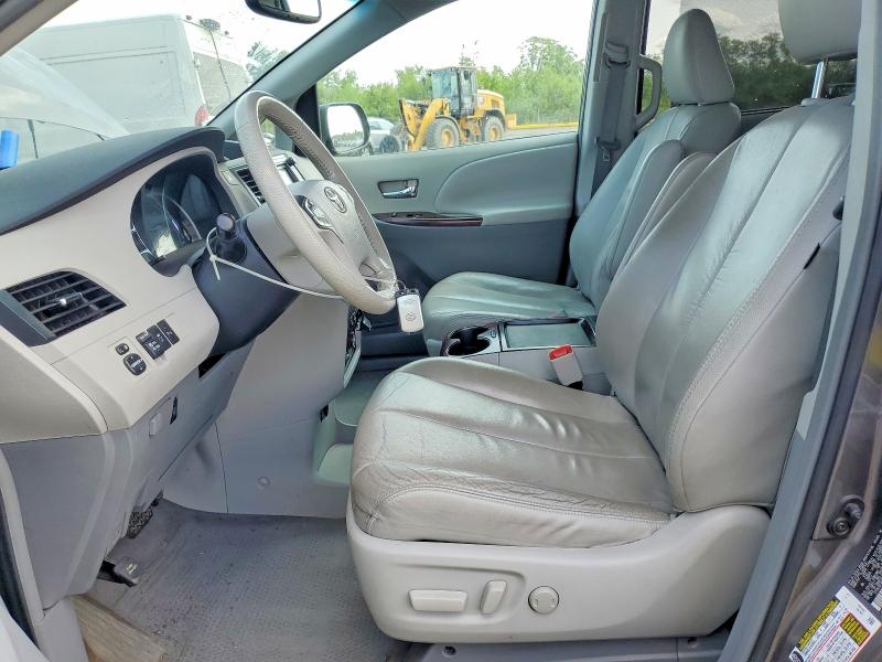 صورة رقم 7 من المزاد - 2011 TOYOTA SIENNA مع VIN 5TDYK3DC4BS081149