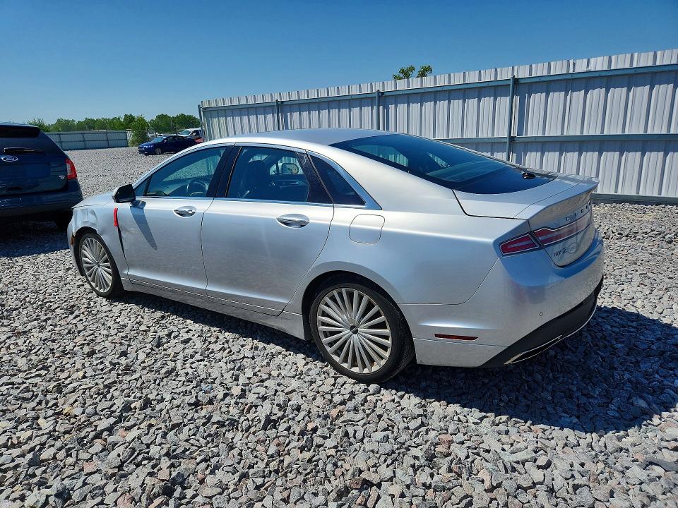 Photo 2 from auction – 2017 LINCOLN MKZ with VIN 3LN6L5E90HR606301
