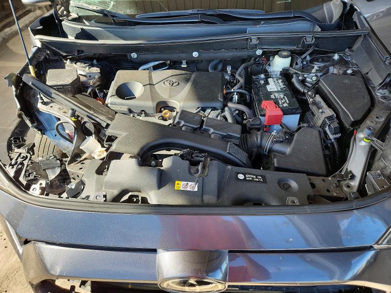 Photo 12 from auction – 2021 TOYOTA RAV4 with VIN 2T3W1RFVXMC159366