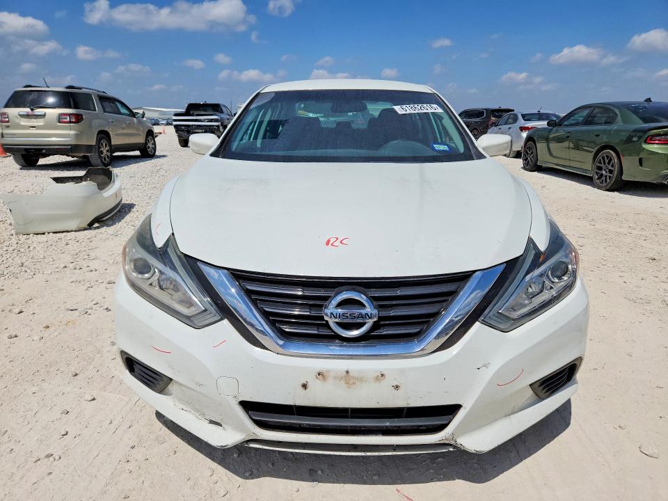 Photo 5 from auction – 2017 NISSAN ALTIMA with VIN 1N4AL3AP3HC166666