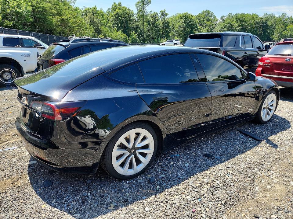 Zdjęcie 3 z aukcji – 2022 TESLA MODEL 3 z VIN 5YJ3E1EA1NF186274