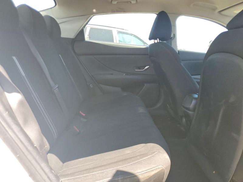 Photo 10 from auction – 2023 HYUNDAI ELANTRA with VIN 5NPLM4AGXPH109342