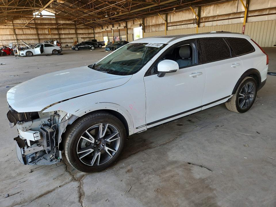 2018 VOLVO V90 CROSS COUNTRY