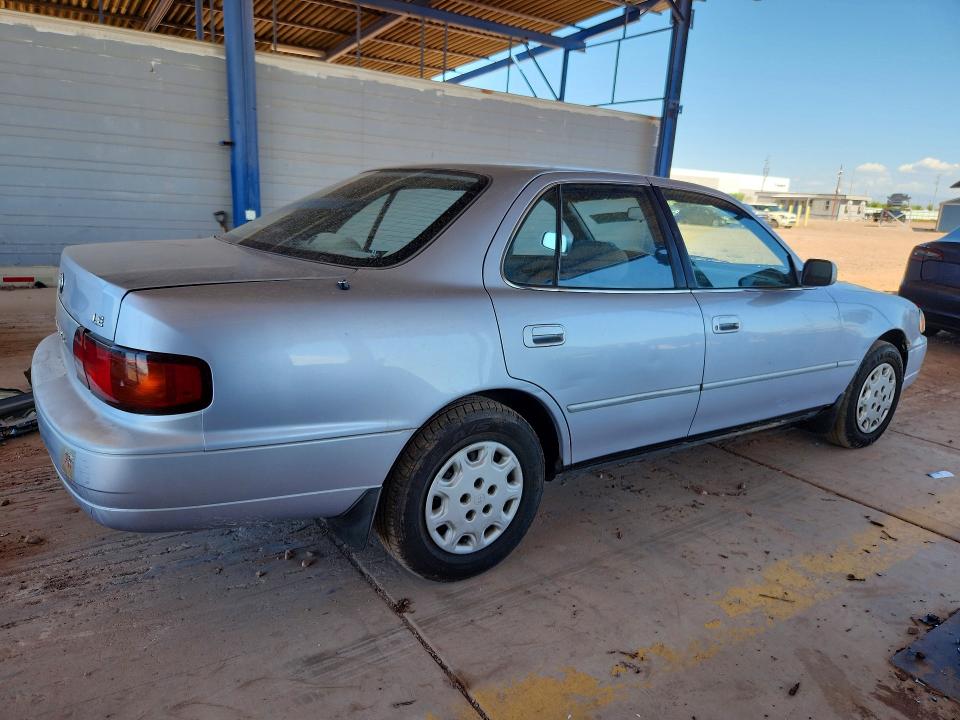 Photo 3 from auction – 1995 TOYOTA CAMRY with VIN JT2SK12E6S0287969