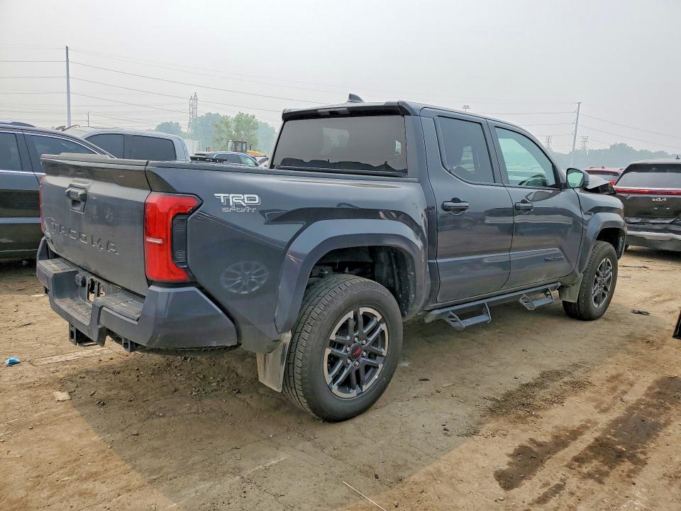 Photo 3 from auction – 2024 TOYOTA TACOMA with VIN 3TMLB5JN4RM048013