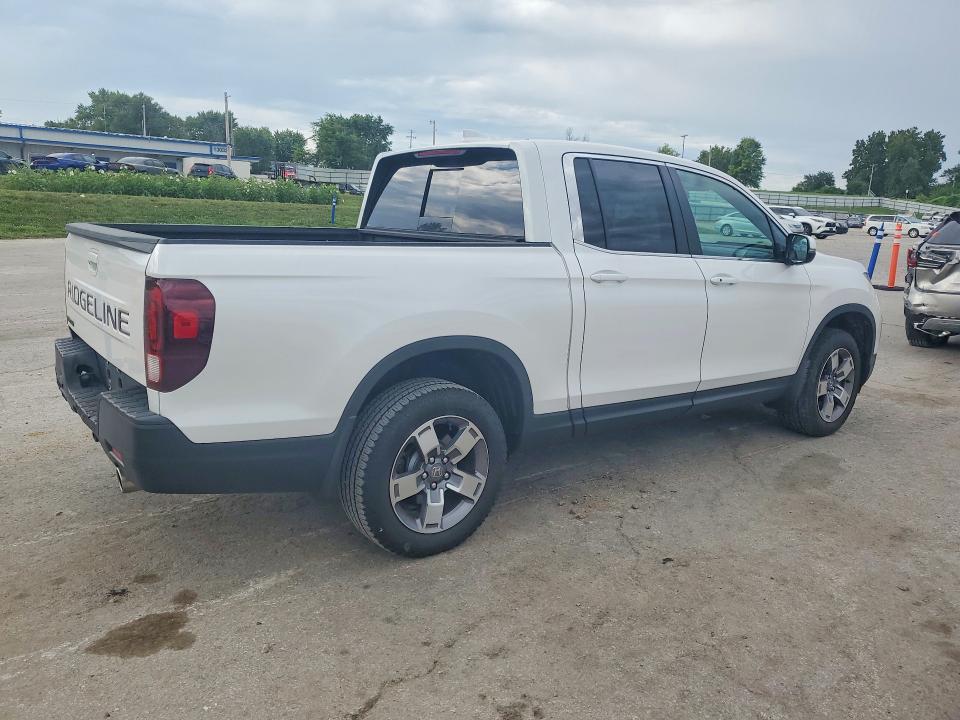 Photo 3 from auction – 2024 HONDA RIDGELINE with VIN 5FPYK3F53RB006754