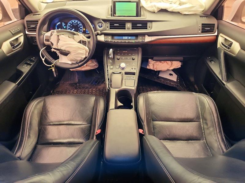 Photo 8 from auction – 2011 LEXUS CT with VIN JTHKD5BH5B2007237