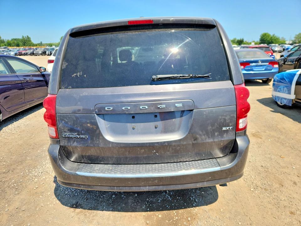 Photo 6 from auction – 2015 DODGE GRAND CARAVAN with VIN 2C4RDGBGXFR723464