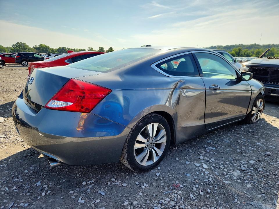 Photo 3 from auction – 2011 HONDA ACCORD with VIN 1HGCS1B88BA004036