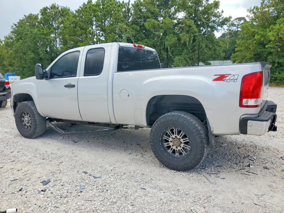 Photo 2 from auction – 2010 GMC SIERRA with VIN 1GT5K0BG6AZ193262