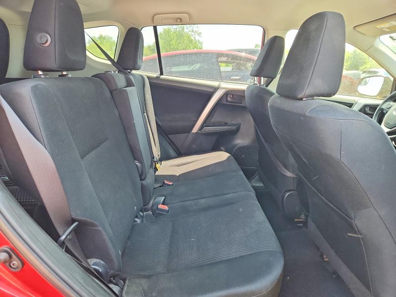 Снимка 11 от търг – 2016 TOYOTA RAV4 с VIN JTMBFREV9GJ098059