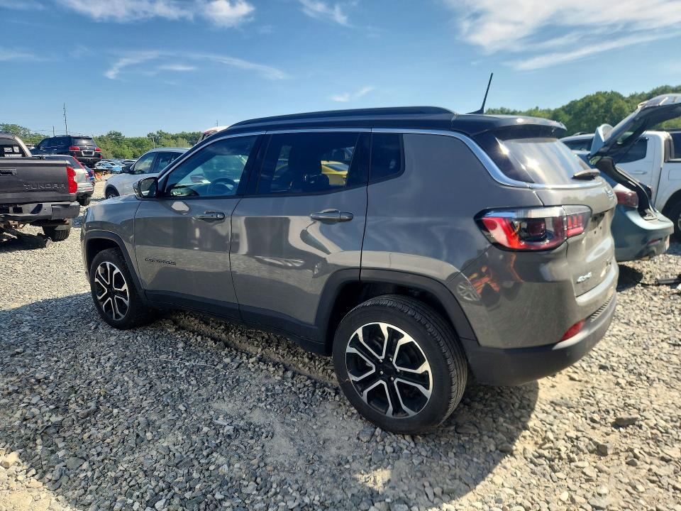 Photo 2 from auction – 2023 JEEP COMPASS with VIN 3C4NJDCN3PT525665