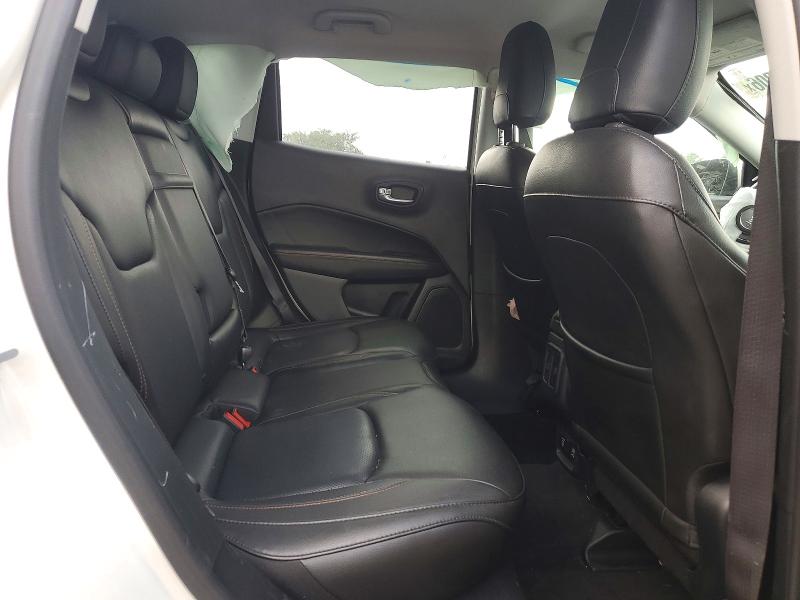 Photo 10 from auction – 2018 JEEP COMPASS with VIN 3C4NJDCB7JT246636