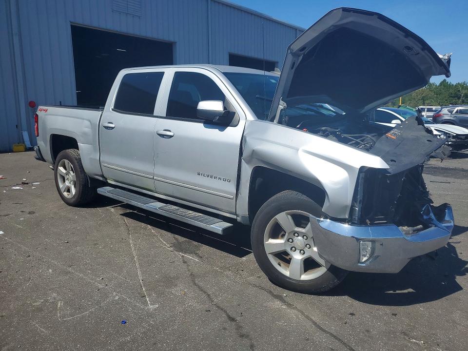 Photo 4 from auction – 2018 CHEVROLET SILVERADO with VIN 3GCUKREC8JG497329