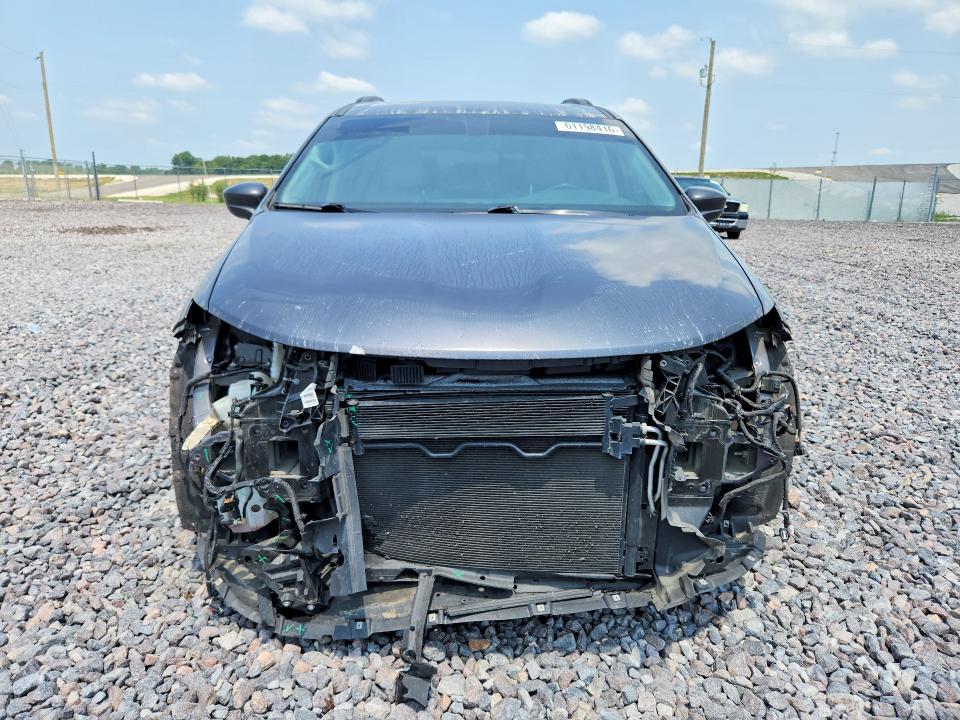 Photo 5 from auction – 2017 CHRYSLER PACIFICA with VIN 2C4RC1BG6HR771840