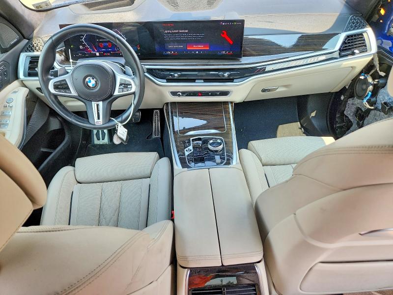 Photo 8 from auction – 2025 BMW X7 with VIN 5UX33EM04S9W53049