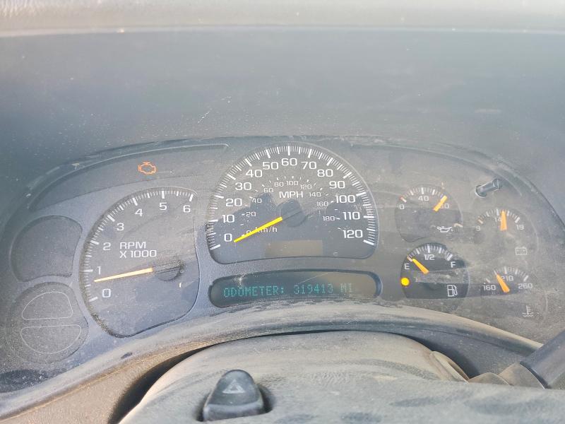 Photo 9 from auction – 2005 GMC YUKON with VIN 1GKEK13T35R275560
