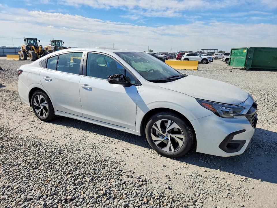 Photo 4 from auction – 2025 SUBARU LEGACY with VIN 4S3BWAF66S3033742