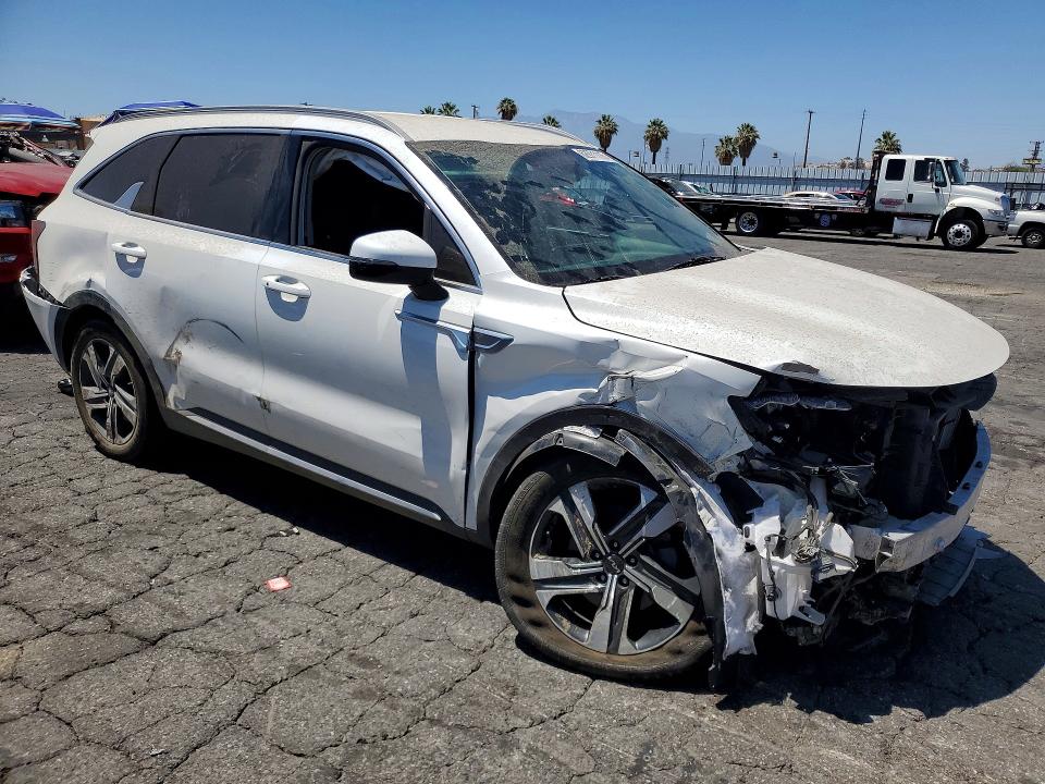 Photo 4 from auction – 2024 KIA SORENTO with VIN KNDRHDLGXR5259790