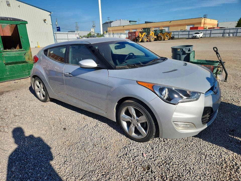 Photo 4 from auction – 2012 HYUNDAI VELOSTER with VIN KMHTC6ADXCU081316