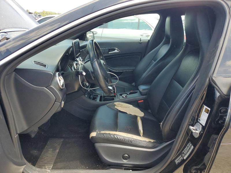 Photo 7 from auction – 2015 MERCEDES-BENZ CLA with VIN WDDSJ4GB7FN178154