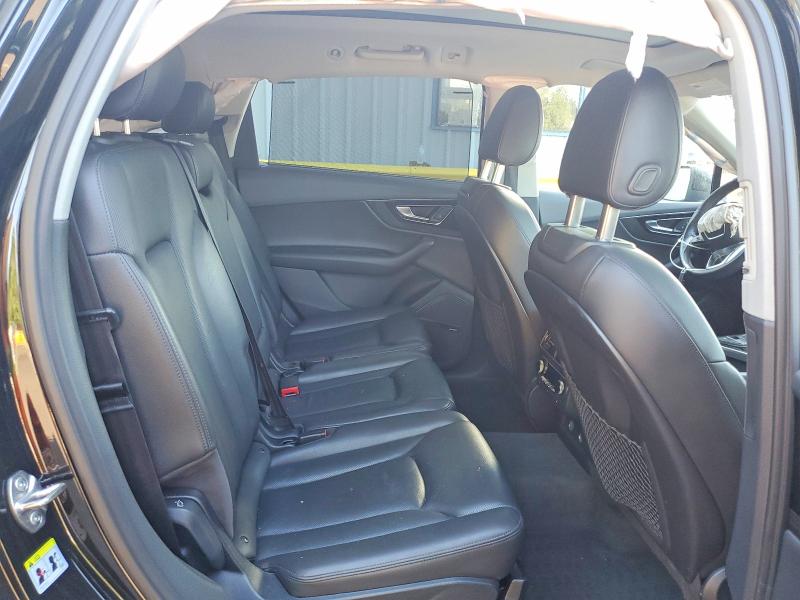 Photo 10 from auction – 2019 AUDI Q7 with VIN WA1VAAF73KD001548