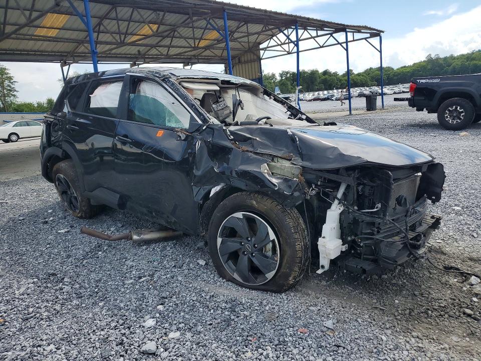 Photo 4 from auction – 2025 NISSAN ROGUE with VIN 5N1BT3BA1SC790803