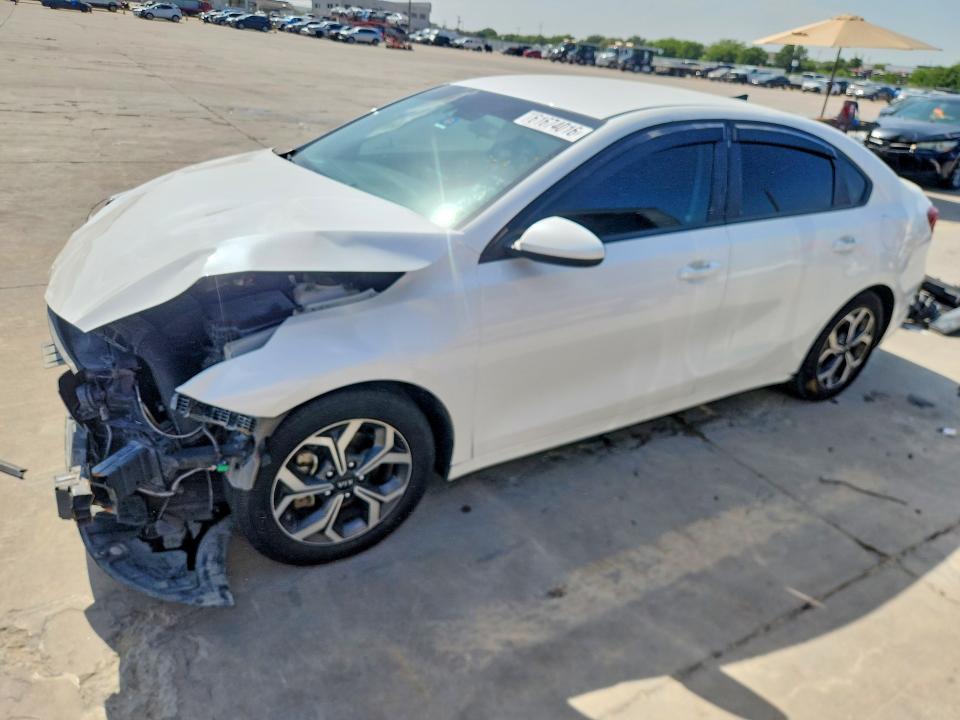 Снимка 1 от търг – 2021 KIA FORTE с VIN 3KPF24AD8ME305420
