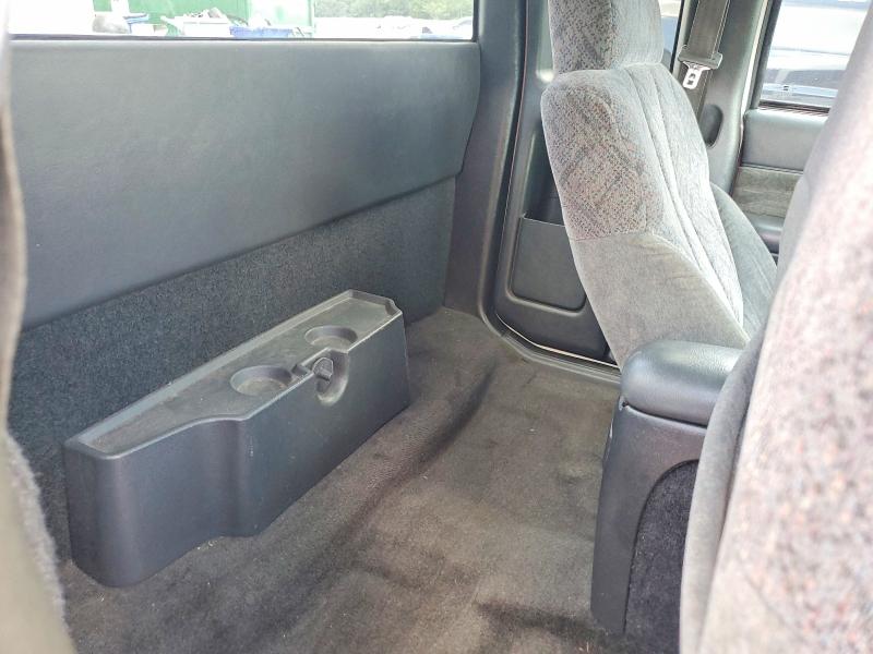 Photo 10 from auction – 2002 GMC SONOMA with VIN 1GTCS195528120344